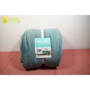 Pillowfort Full/Queen Kids' Quilt Velvet Twilight Green*